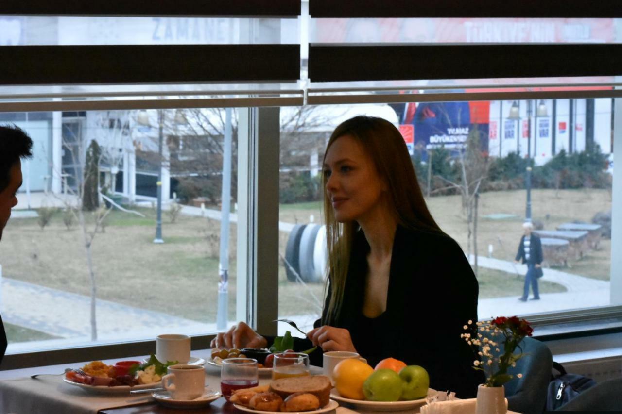 Capella Otel Eskişehir Zewnętrze zdjęcie